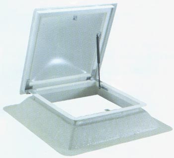 Claraboya de apertura telesc�pica de accionamiento manual. Acceso al exterior. Sistema de apertura para acceder a la cubierta desde el interior. Provista de uno � dos amortiguadores telesc�picos. Seg�n sea el tama�o su apertura varia de 70� hasta 85�.