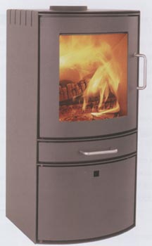 Estufa escandinava de acero lacado en color gris � negro. Sistema de doble combusti�n. 80% de rendimiento.Transmisi�n del calor realizada por convecci�n natural. Estructura doble con compartimento con tapa para le�a y utensilios de encendido.