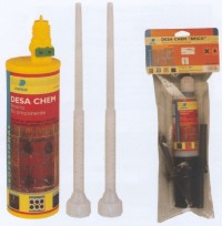 Anclaje qu�mico en kit compuesto por adhesivo bicomponente a base de poli�ster y catalizador. Cartucho de 150ml, empujador y dos c�nulas mixer para su aplicaci�n.