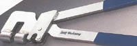 Punzonadora para uni�n y fijacci�n sin tornillos de perfiles met�licos entre s�.
