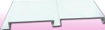 Lama 100 de PVC. Modelo aconsejable para todo tipo de proyectos, en especial para acabados de exteriores curvos � zonas de cont�nuo registro. F�cilmente registrable.
