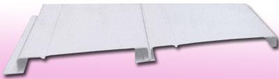 Lama 125 de PVC. Aconsejable para todo tipo dee acabados interiores, como cocinas, ba�os, aseos, pasillos, etc.Lama original creando un perfil doble a primera vista.