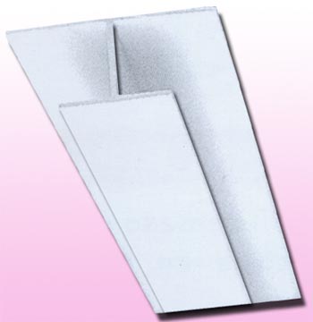 Perfil de uni�n de PVC. Para uniones entrelama y lama que sean imperfectas, para instalaci�n de falso techos en locales de grandes dimensiones, queden bien acabadas con este remate.