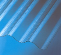 Paneles de policarbonato compacto onda con protecci�n de rayos ultravioleta.